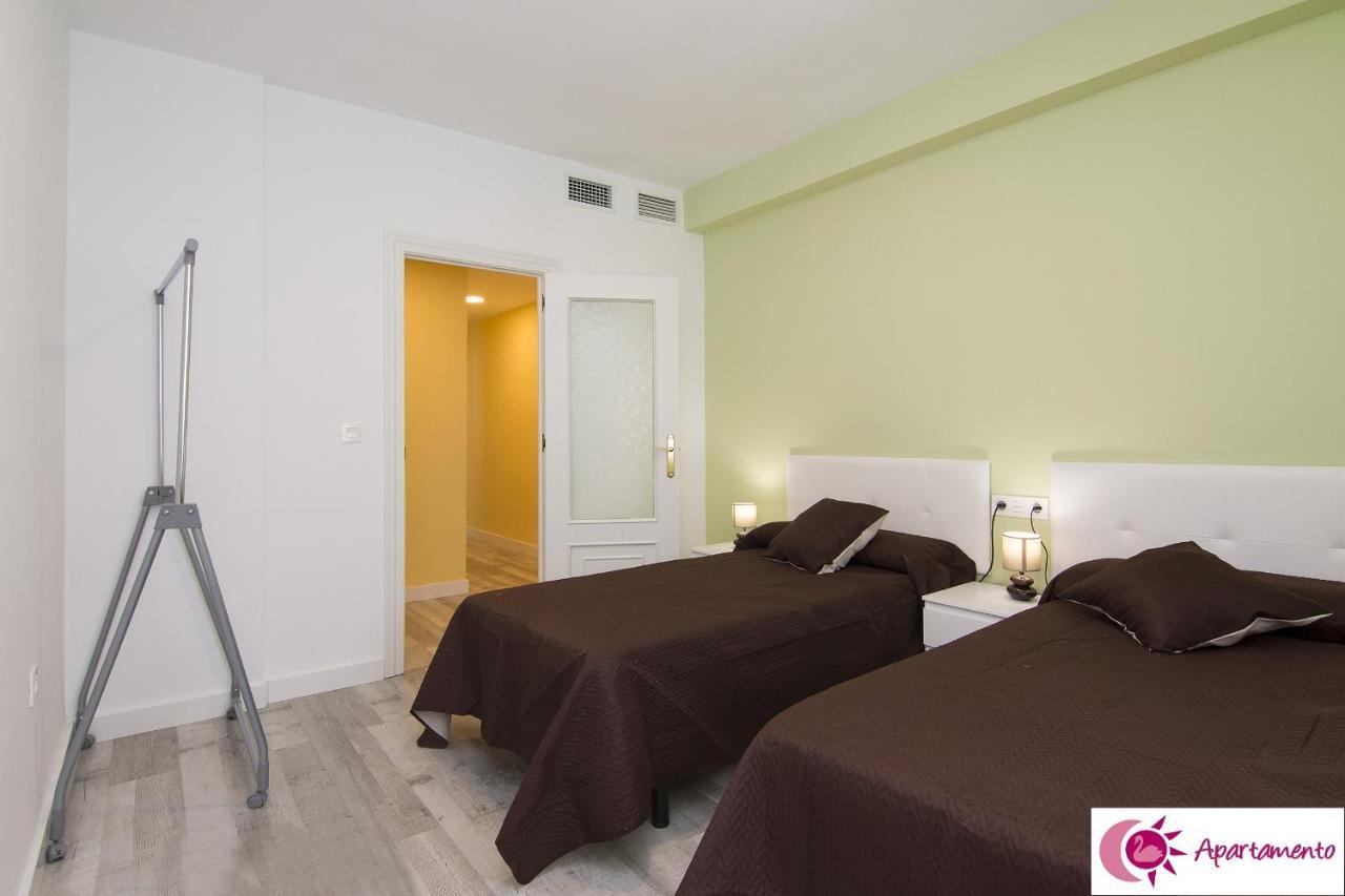 Apartamentos Cisne Granada Luaran gambar