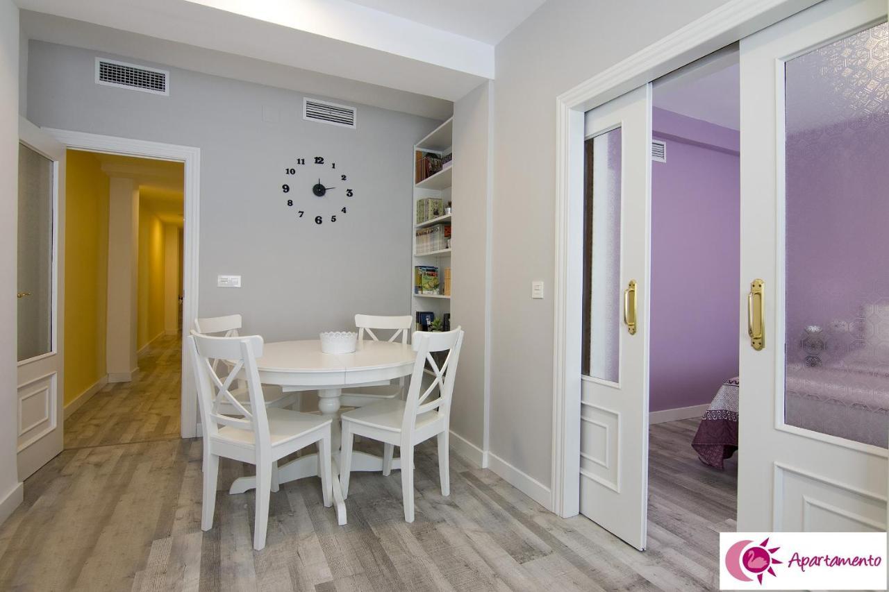Apartamentos Cisne Granada Luaran gambar